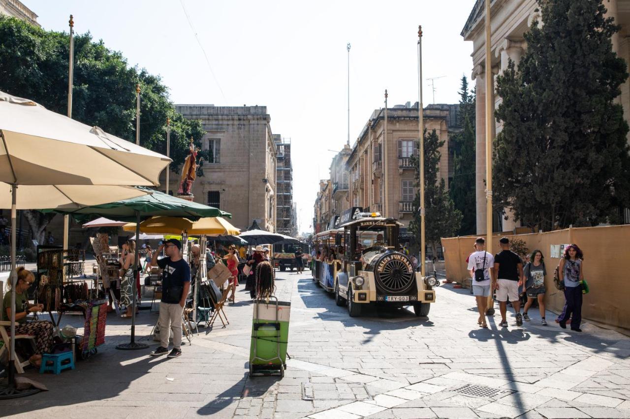 Valletta Stylish 2Br Flat By Arcobnb Экстерьер фото